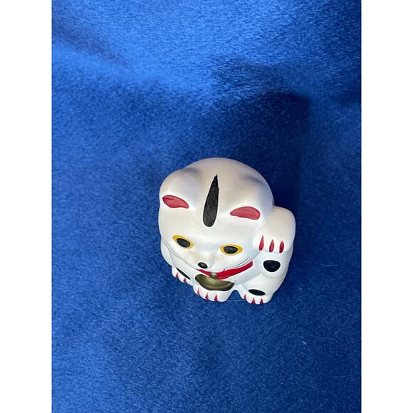 Bisque Porcelain Maneki Neko Japanese Lucky Cat Figurine - Picture 5 of 6